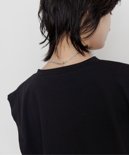 Eimee Law（エイミーロウ）の「リメイクショルダータック トップス（Tシャツ/カットソー・レディース・ダークグレー/ブラック/オフホワイト・FREE）」の14枚目の写真