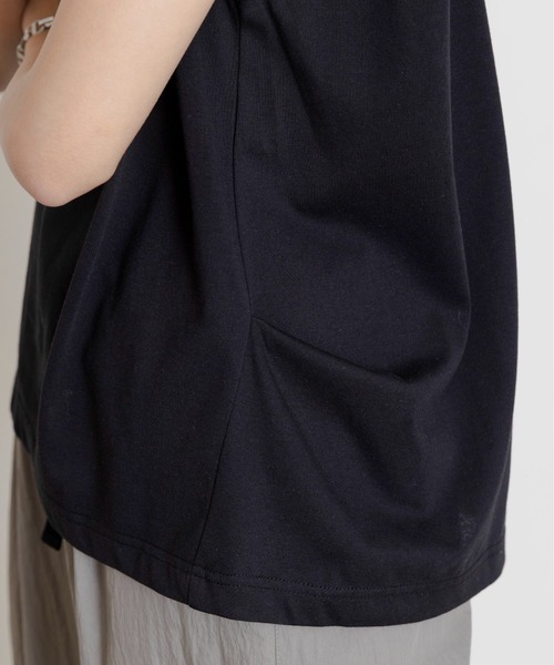 Eimee Law（エイミーロウ）の「リメイクショルダータック トップス（Tシャツ/カットソー・レディース・ダークグレー/ブラック/オフホワイト・FREE）」の8枚目の写真