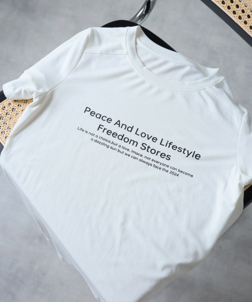 Girly Doll(ガーリードール)の「フロントロゴプリントクルーネックTシャツ(Tシャツ/カットソー・レディース・カーキ/ブラック/ホワイト・F)」の15枚目の写真