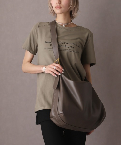 Girly Doll(ガーリードール)の「フロントロゴプリントクルーネックTシャツ(Tシャツ/カットソー・レディース・カーキ/ブラック/ホワイト・F)」の21枚目の写真