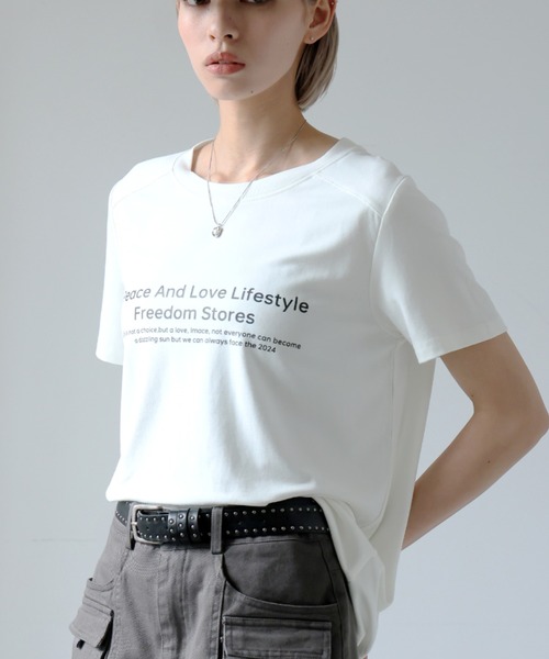 Girly Doll(ガーリードール)の「フロントロゴプリントクルーネックTシャツ(Tシャツ/カットソー・レディース・カーキ/ブラック/ホワイト・F)」の11枚目の写真