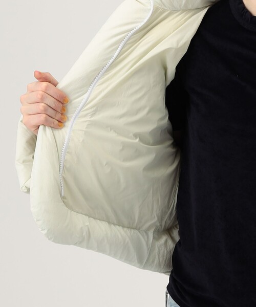ACNE(アクネ)の「Acne Studios FN-WN-OUTW000814 ダウンジャケット(ダウンジャケット/コート・レディース・ホワイト・32)」の6枚目の写真