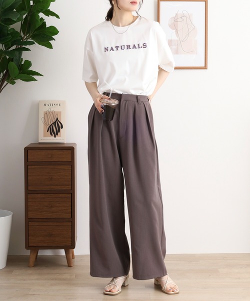 BRODIAEA(ブローディア)の「BRODIAEA 歯ブラシ加工カラフルロゴ半袖Tシャツ(Tシャツ/カットソー・レディース・グレイッシュベージュ/オフホワイト/ピンク/ブラック・40)」の8枚目の写真