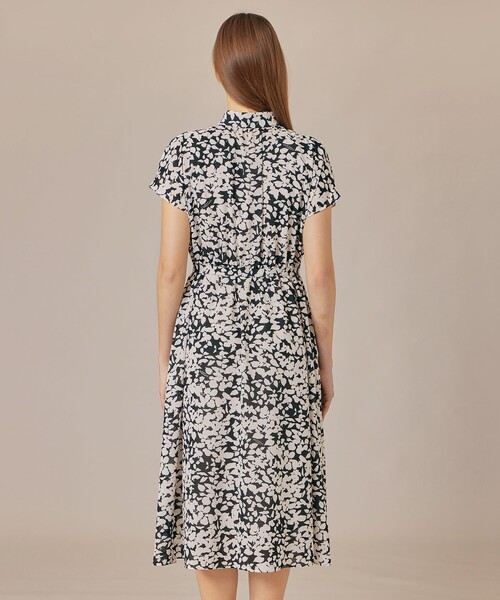 MACKINTOSH LONDON(マッキントッシュ ロンドン)の「【WEB・一部店舗限定】シルエットフラワーワンピース(ワンピース・レディース・ブラック/ベージュ・38)」の7枚目の写真