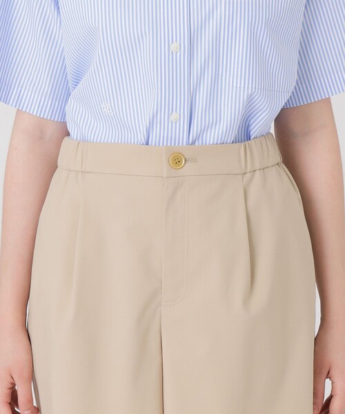 BLUE LABEL CRESTBRIDGE(ブルーレーベルクレストブリッジ)の「コンパクトツイルショートパンツ(その他パンツ・レディース・ベージュ/イエロー/ダークネイビー・36/38)」の14枚目の写真