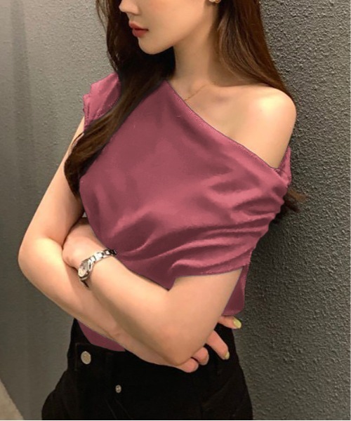 Evo+Revo(エボレボ)の「”美シルエットを叶える” ワンショルダードレープTee(Tシャツ/カットソー・レディース・ホワイト/Mustard/ブラック/ローズ・FREE)」の11枚目の写真