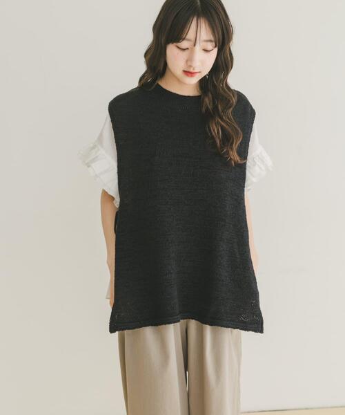 ITEMS URBANRESEARCH(アイテムズ アーバンリサーチ)の「テープヤーンニットベスト(ベスト・レディース・オフホワイト/ネイビー/ライトカーキ・FREE)」の12枚目の写真