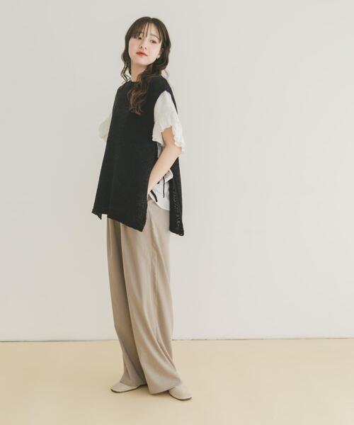 ITEMS URBANRESEARCH(アイテムズ アーバンリサーチ)の「テープヤーンニットベスト(ベスト・レディース・オフホワイト/ネイビー/ライトカーキ・FREE)」の16枚目の写真