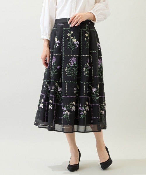 Rose Tiara(ローズティアラ)の「【セットアップ対応】パネル風刺繍スカート(スカート・レディース・ブラック/ベージュ・38/42/46)」の18枚目の写真
