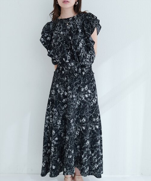 natural couture(ナチュラルクチュール)の「【mizu】シャーリングヘムフリル袖ブラウス(シャツ/ブラウス・レディース・ベージュ系その他/ブルー系その他/ブラック系その他・FREE)」の11枚目の写真