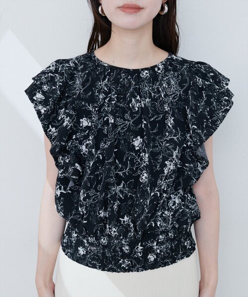natural couture(ナチュラルクチュール)の「【mizu】シャーリングヘムフリル袖ブラウス(シャツ/ブラウス・レディース・ベージュ系その他/ブルー系その他/ブラック系その他・FREE)」の14枚目の写真
