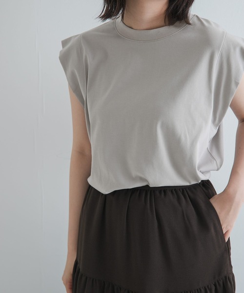 EKAL（エカル）の「T/Cプレーティング天竺フリルTシャツ（Tシャツ/カットソー・レディース・ブラウン系その他/ブラウン/ベージュ系その他・ONE）」の3枚目の写真