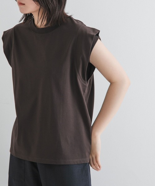 EKAL（エカル）の「T/Cプレーティング天竺フリルTシャツ（Tシャツ/カットソー・レディース・ブラウン系その他/ブラウン/ベージュ系その他・ONE）」の2枚目の写真