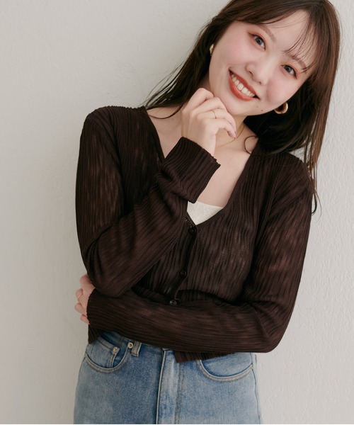 natural couture（ナチュラルクチュール）の「針抜きリブVネックシアーカーディガン（カーディガン/ボレロ・レディース・オフホワイト/ピンク/ブラウン/グレー/ボルドー/ブラック・FREE）」の19枚目の写真