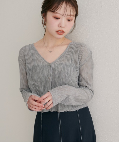 natural couture（ナチュラルクチュール）の「針抜きリブVネックシアーカーディガン（カーディガン/ボレロ・レディース・オフホワイト/ピンク/ブラウン/グレー/ボルドー/ブラック・FREE）」の8枚目の写真