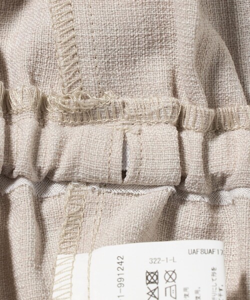 green label relaxing(グリーンレーベルリラクシング)の「フリルサロペット / キッズ 110㎝‐160㎝(つなぎ/オールインワン・キッズ・オリーブ/ナチュラル・150cm/130cm/120cm/110cm/140cm/160cm)」の5枚目の写真