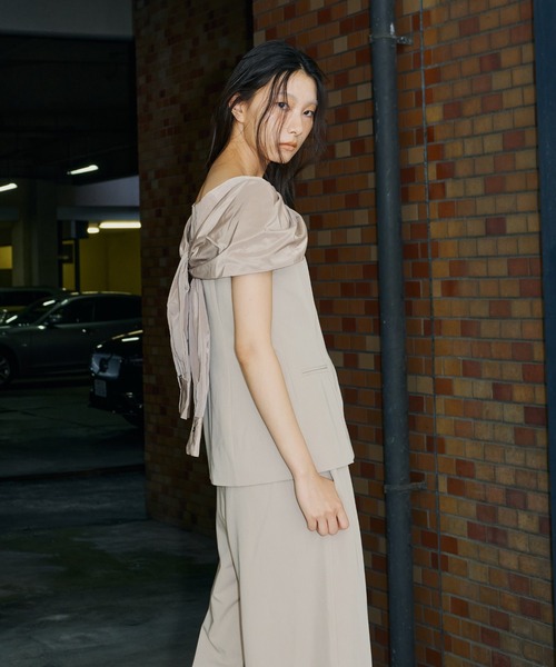 ANDRESD(アンドレスド)の「ノットシャツドッキングセットアップドレス / knot shirt docking setup dress(パンツドレス・レディース・チャコール/ベージュ/ブラック・S/L/M)」の10枚目の写真