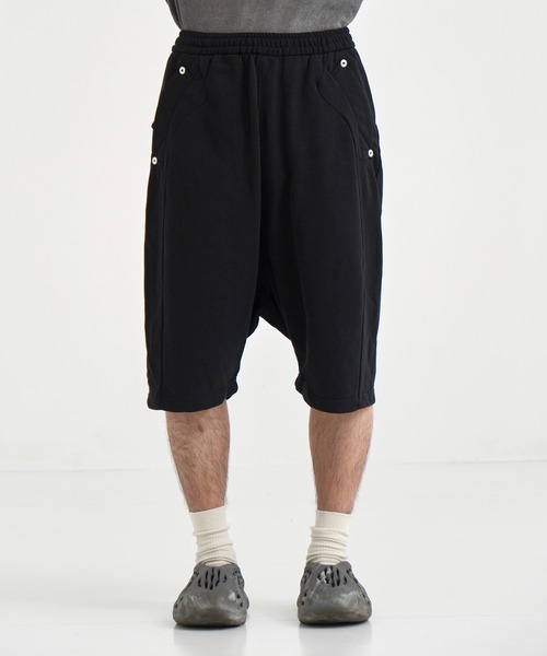 CONZ(コンズ)の「LOUNGE SHORTS/ウォッシュ加工/サルエルパンツ/(スウェットパンツ・メンズ・ブラック/グレー・1/2)」の5枚目の写真