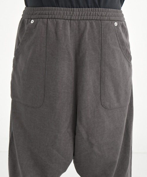 CONZ(コンズ)の「LOUNGE SHORTS/ウォッシュ加工/サルエルパンツ/(スウェットパンツ・メンズ・ブラック/グレー・1/2)」の17枚目の写真