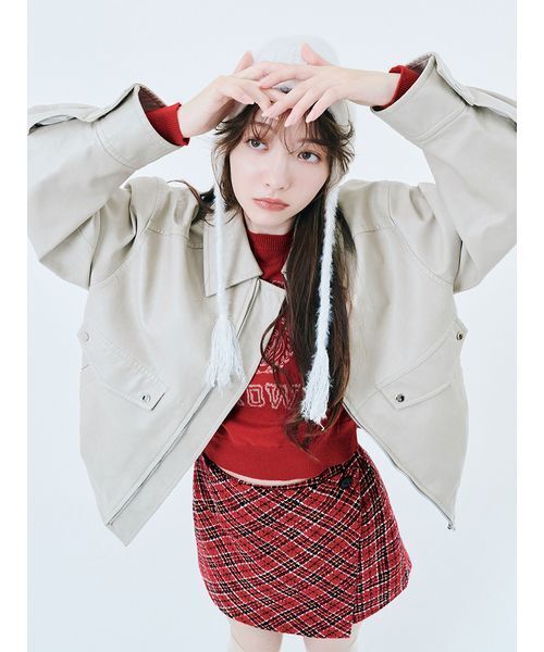 LILY BROWN(リリーブラウン)の「ヴィンテージフェイクレザーブルゾン(ブルゾン・レディース・ブラウン/アイボリー/ブラック・F)」の4枚目の写真