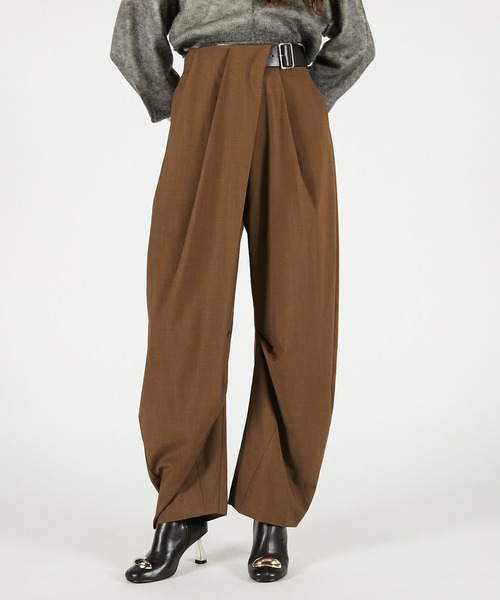 アシメタックベルトパンツ / Asymmetrical Belt Pants（その他パンツ