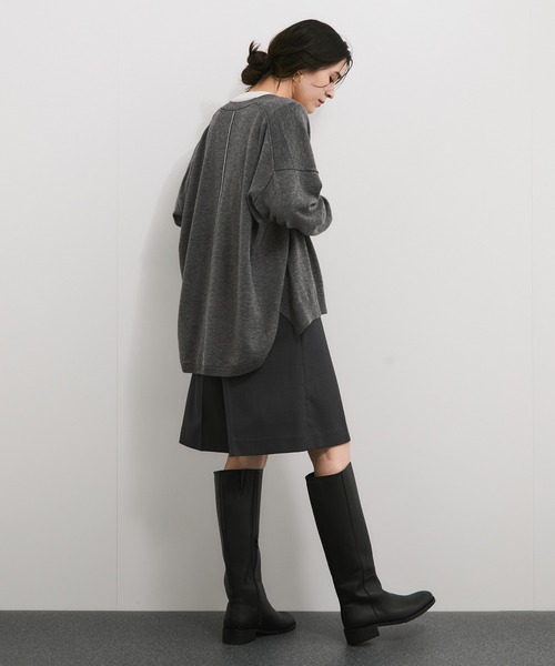 le cercle ADAM ET ROPE'(ルセルクルアダムエロペ)の「ウール混バックリンキングVネックカーディガン(カーディガン/ボレロ・レディース・ホワイト系その他/グリーン/ブラック系その他/グレー・FREE)」の14枚目の写真