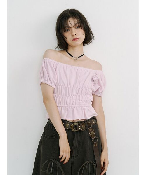 jouetie(ジュエティ)の「コサージュギャザートップス(Tシャツ/カットソー・レディース・ピンク/ブラック/グレー・MEDIUM)」の18枚目の写真