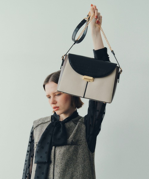 YECCA VECCA(イェッカヴェッカ)の「配色メタルポイントバッグ(ハンドバッグ・レディース・アイボリー/ブラウン・FREE)」の9枚目の写真