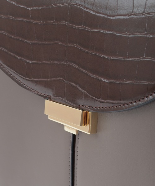 YECCA VECCA(イェッカヴェッカ)の「配色メタルポイントバッグ(ハンドバッグ・レディース・アイボリー/ブラウン・FREE)」の21枚目の写真