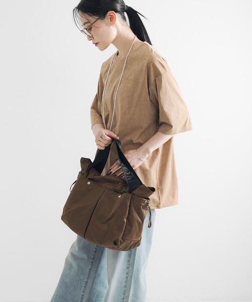 URBAN RESEARCH（アーバンリサーチ）の「スエードライクルーズカットソー（Tシャツ/カットソー・レディース・ベージュ/ブラウン・FREE）」の7枚目の写真