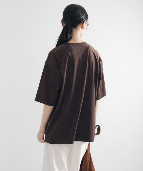 URBAN RESEARCH（アーバンリサーチ）の「スエードライクルーズカットソー（Tシャツ/カットソー・レディース・ベージュ/ブラウン・FREE）」の16枚目の写真