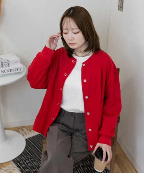 RCD(アールシーディー)の「【新色追加】こなれ見えワッフルカーディガン|コットン素材・羽織るだけで抜け感スタイル(カーディガン/ボレロ・レディース・ブラック/チャコールグレー/ネイビー/パープル/レッド・M-L/LL~3L/4L~5L)」の21枚目の写真