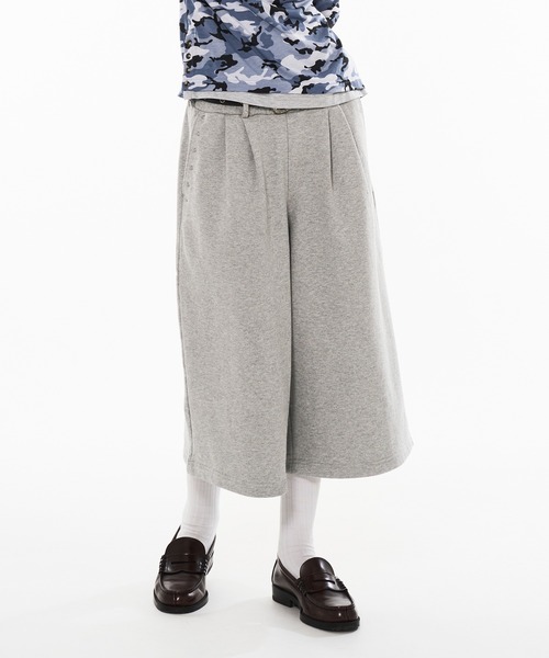 WISH FOR EVER（ウィッシュフォーエバー）の「HEAVY WEIGHT 2 TUCK STUDS DESIGN SWEAT SHORTS / ヘビーウェイト2タックスタッズデザインスウェットショーツ（スウェットパンツ・メンズ・グレー/オフホワイト/チャコールグレー/ブラック・MEDIUM/SMALL/LARGE）」の22枚目の写真