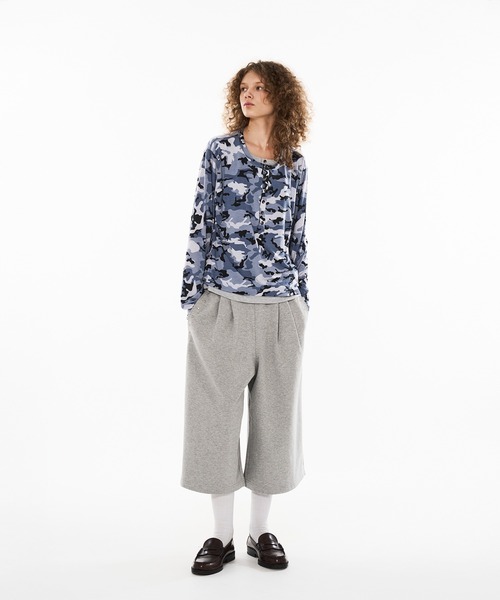 WISH FOR EVER（ウィッシュフォーエバー）の「HEAVY WEIGHT 2 TUCK STUDS DESIGN SWEAT SHORTS / ヘビーウェイト2タックスタッズデザインスウェットショーツ（スウェットパンツ・メンズ・グレー/オフホワイト/チャコールグレー/ブラック・MEDIUM/SMALL/LARGE）」の16枚目の写真