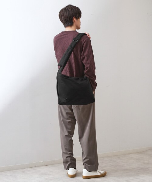 THE SHOP TK （ザ ショップ ティーケー ）の「パテッドビッグショルダー（ショルダーバッグ・メンズ・ブラック/ブルー系その他/チャコールグレー・00）」の7枚目の写真