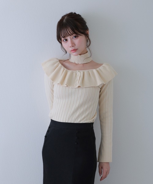 M DOLLY（エムドリー）の「frill aurorina lib knit tops / フリルアウロリーナリブニットトップス（ニット/セーター・レディース・ブラック/グレー/アイボリー・FREE）」の4枚目の写真