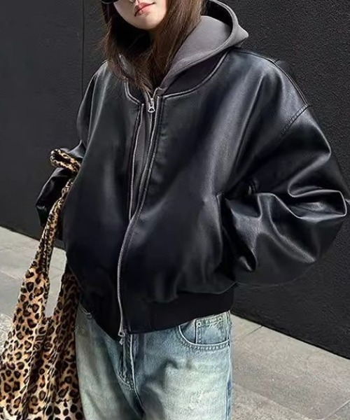 LADY LIKE(レディライク)の「フェイクレザーMA-1ジャケット(MA-1・レディース・ブラック・M)」の18枚目の写真