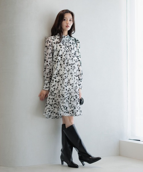 Andemiu（アンデミュウ）の「シアーフロッキーキリカエミニワンピース598278（ワンピース・レディース・ネイビー/ブラック/オフホワイト・FREE）」の2枚目の写真