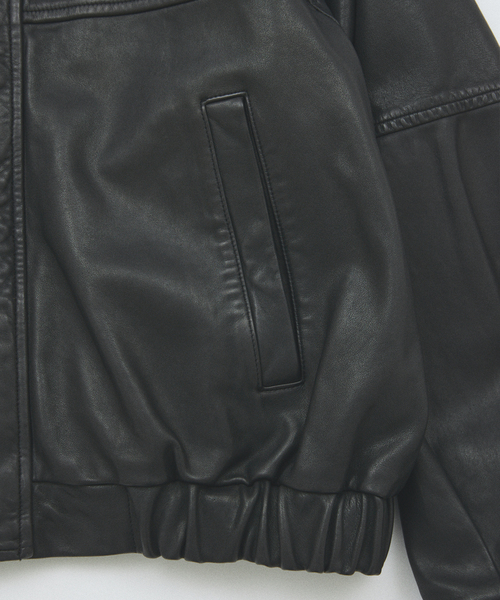 JOURNAL STANDARD（ジャーナルスタンダード）の「シープ レザー ウォッシュド スタンド ブルゾン（ライダースジャケット・メンズ・ブラック/ブラウン・MEDIUM/LARGE）」の22枚目の写真