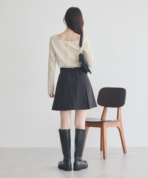 earth music&ecology（アースミュージックアンドエコロジー）の「スクエアホルターネックリブプルオーバー（Tシャツ/カットソー・レディース・ボルドー/ブラック/アイボリー/ブラウン・M/S）」の18枚目の写真