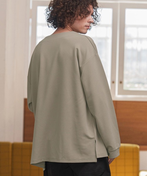 CAMBIO（カンビオ）の「mlt5411- キーネックサイドスリットカットソー（Tシャツ/カットソー・メンズ・ブラック/アイボリー/グレイッシュベージュ・M/L/XL）」の18枚目の写真