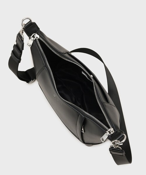 tk.TAKEO KIKUCHI（ティーケータケオキクチ）の「レクタングルショルダーバッグ（ショルダーバッグ・メンズ・ブラック系/ブラック系1/ブラック・00）」の12枚目の写真