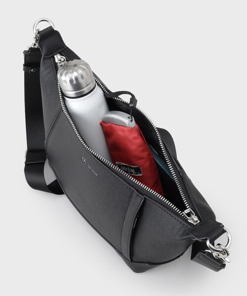 tk.TAKEO KIKUCHI（ティーケータケオキクチ）の「レクタングルショルダーバッグ（ショルダーバッグ・メンズ・ブラック系/ブラック系1/ブラック・00）」の14枚目の写真