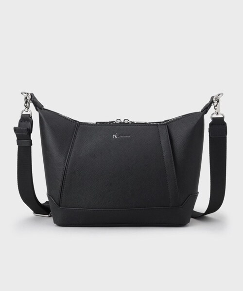 tk.TAKEO KIKUCHI（ティーケータケオキクチ）の「レクタングルショルダーバッグ（ショルダーバッグ・メンズ・ブラック系/ブラック系1/ブラック・00）」の19枚目の写真