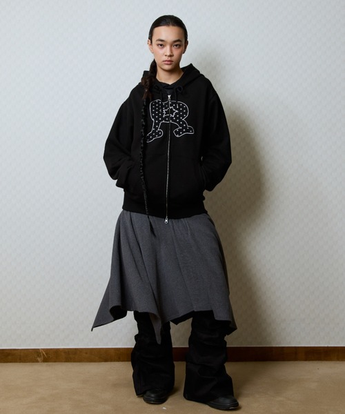 LUVISTRUE（ラヴイズトゥルー）の「GT R HOOD ZIP UP（パーカー・レディース・ブラック/その他/ネイビー・FREE）」の5枚目の写真