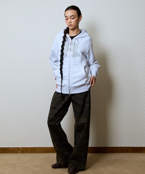 LUVISTRUE（ラヴイズトゥルー）の「GT R HOOD ZIP UP（パーカー・レディース・ブラック/その他/ネイビー・FREE）」の11枚目の写真