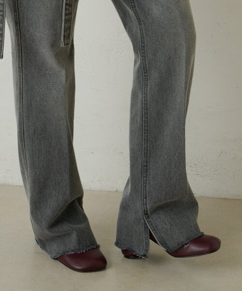 Omekashi（オメカシ）の「ポケット付きフレアデニム（デニムパンツ・レディース・ブルー/ブラック・36/38）」の9枚目の写真