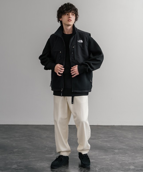 THE NORTH FACE(ザノースフェイス)の「THE NORTH FACE ザ・ノースフェイス RETRO DENALI VEST レトロデナリ配色切替フリースベスト(ベスト・メンズ・ブラック/ブルー・M/L)」の5枚目の写真