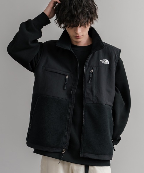 THE NORTH FACE(ザノースフェイス)の「THE NORTH FACE ザ・ノースフェイス RETRO DENALI VEST レトロデナリ配色切替フリースベスト(ベスト・メンズ・ブラック/ブルー・M/L)」の8枚目の写真