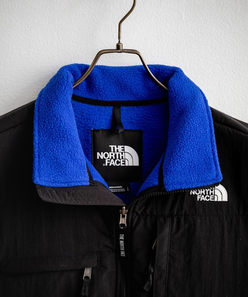 THE NORTH FACE(ザノースフェイス)の「THE NORTH FACE ザ・ノースフェイス RETRO DENALI VEST レトロデナリ配色切替フリースベスト(ベスト・メンズ・ブラック/ブルー・M/L)」の20枚目の写真